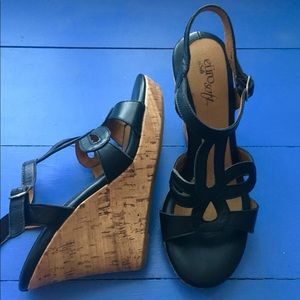 Euro Soft by Sofft Black Leather Wedges Size 7.5 M